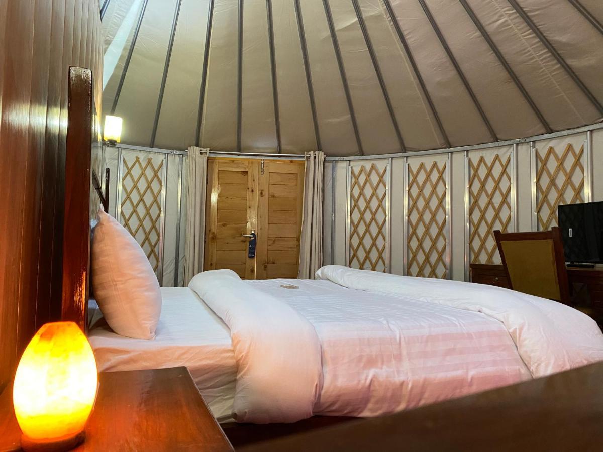 Apex Hotels And Resorts Hussaini Karimabad  Bagian luar foto